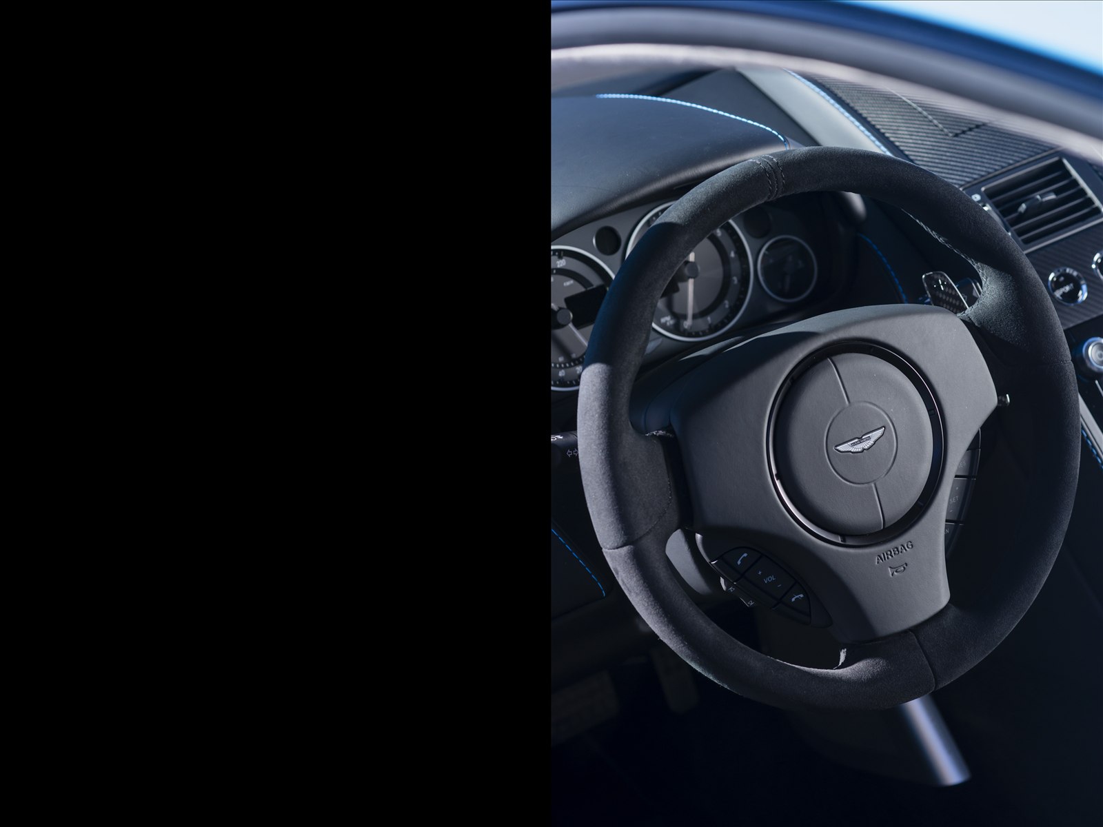 Aston Martin V12 Vantage S 2014